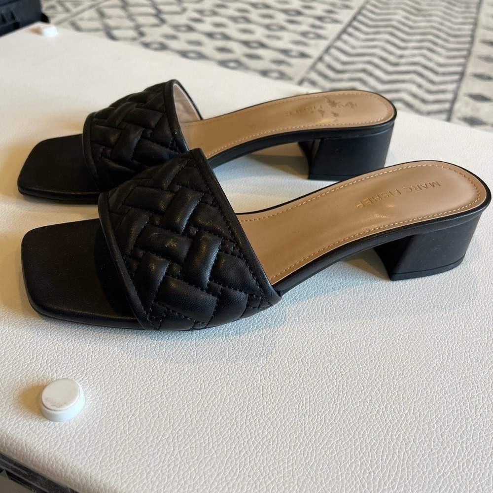 Marc Fisher Black Quilted Woven Square Toe Block Heel Slide Sandals Mens 8.5M - Picture 4 of 7